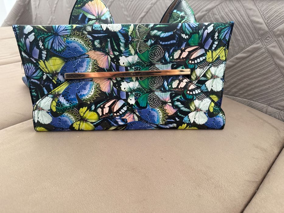 Обувки на висок ток + клъч чанта