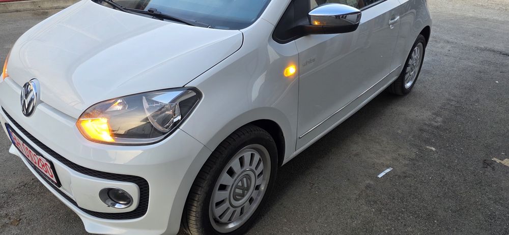 Vand vw up 1 l benzina