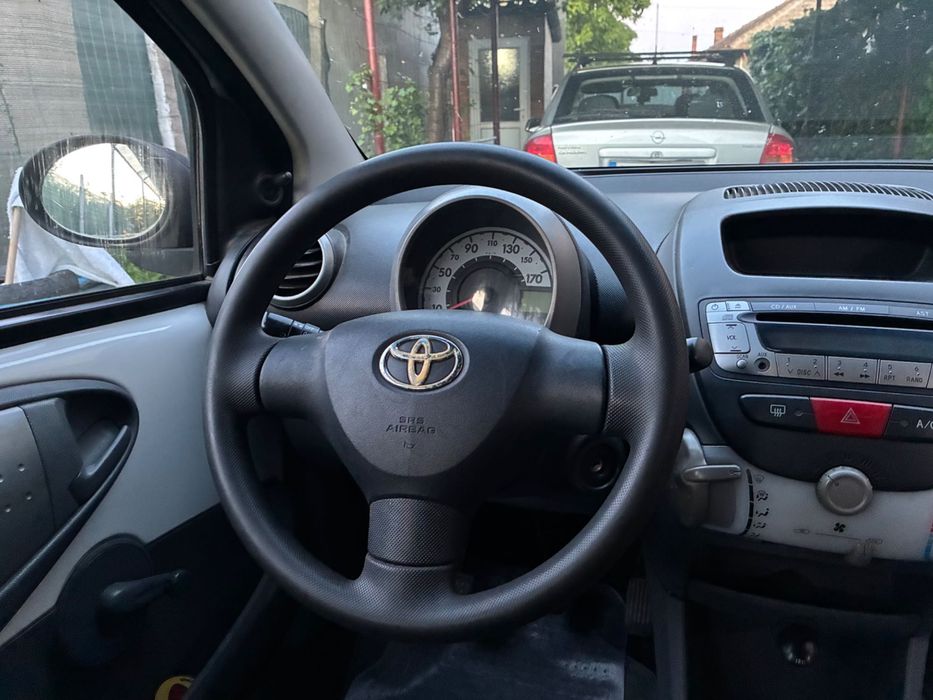 Autoturism Toyota Aygo