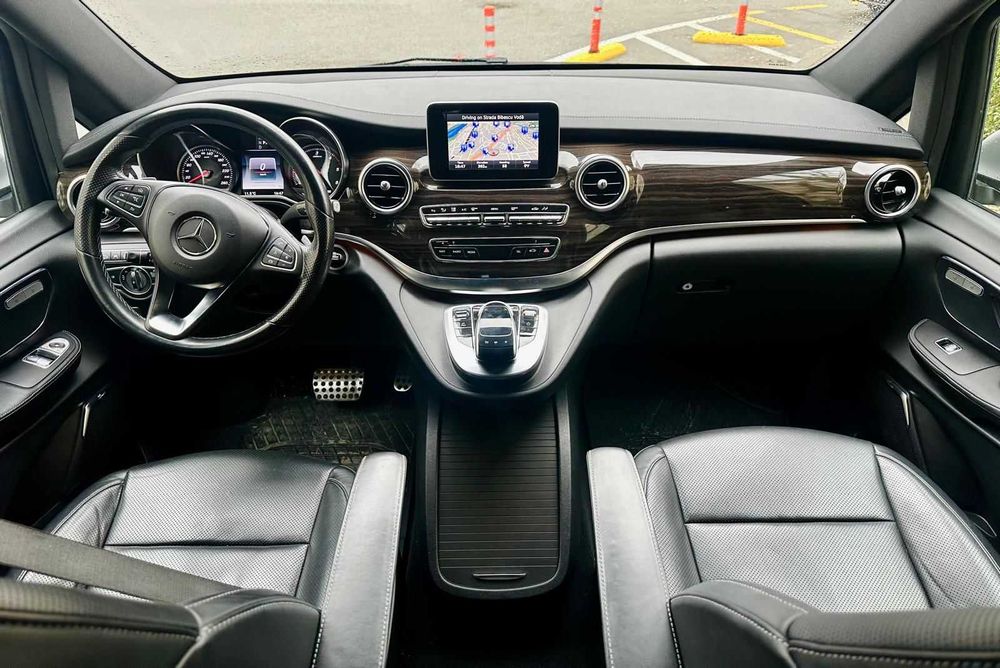 Inchiriere Auto Microbuz Mercedes V Class V250d 7+1 locuri