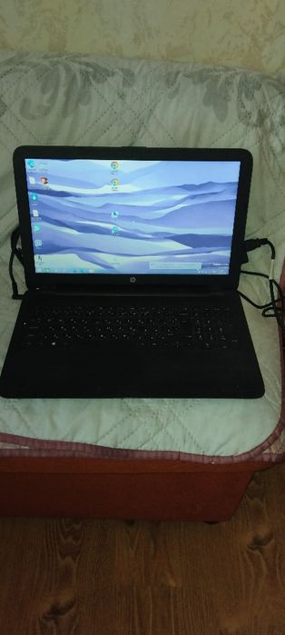 Продавам лаптоп HP