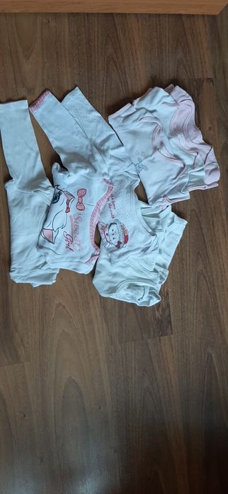 Лот за момиче 18 - 24 месеца -размер 86-92  и подарък