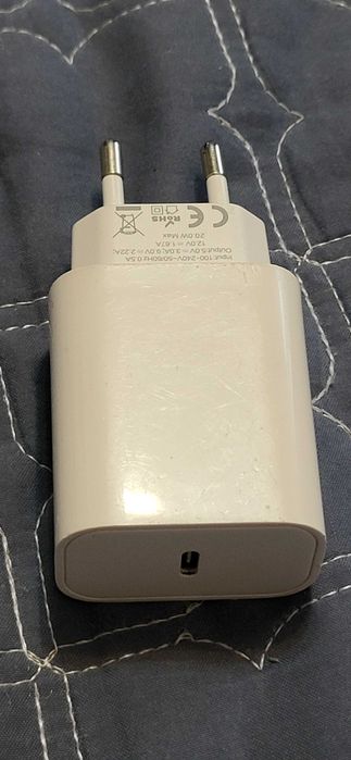INCARCATOT Usb C 20W de la 5V-9V-12V fuctional 25 lei