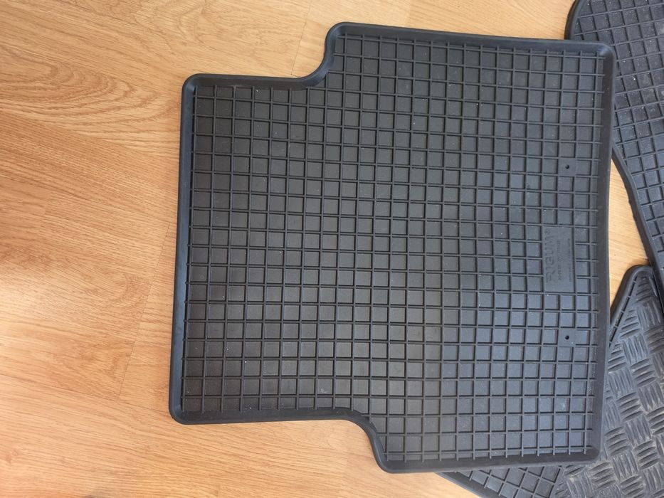 Covoare cauciuc Ford Kuga originale