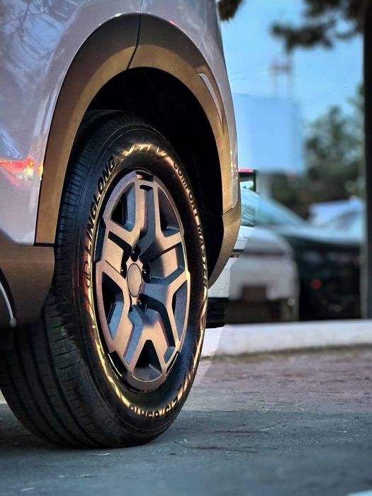 BYD Yuan Up Smart 2-pozitsiya