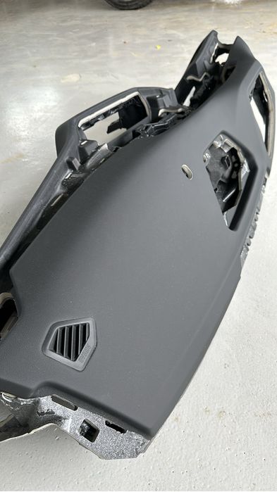 Reparam planse bord auto