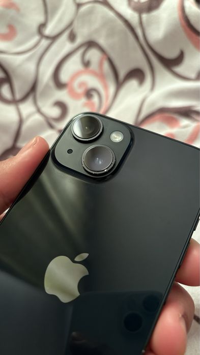 Продам айфон 14 с коробкой