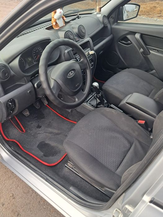 Продам  автомобиль