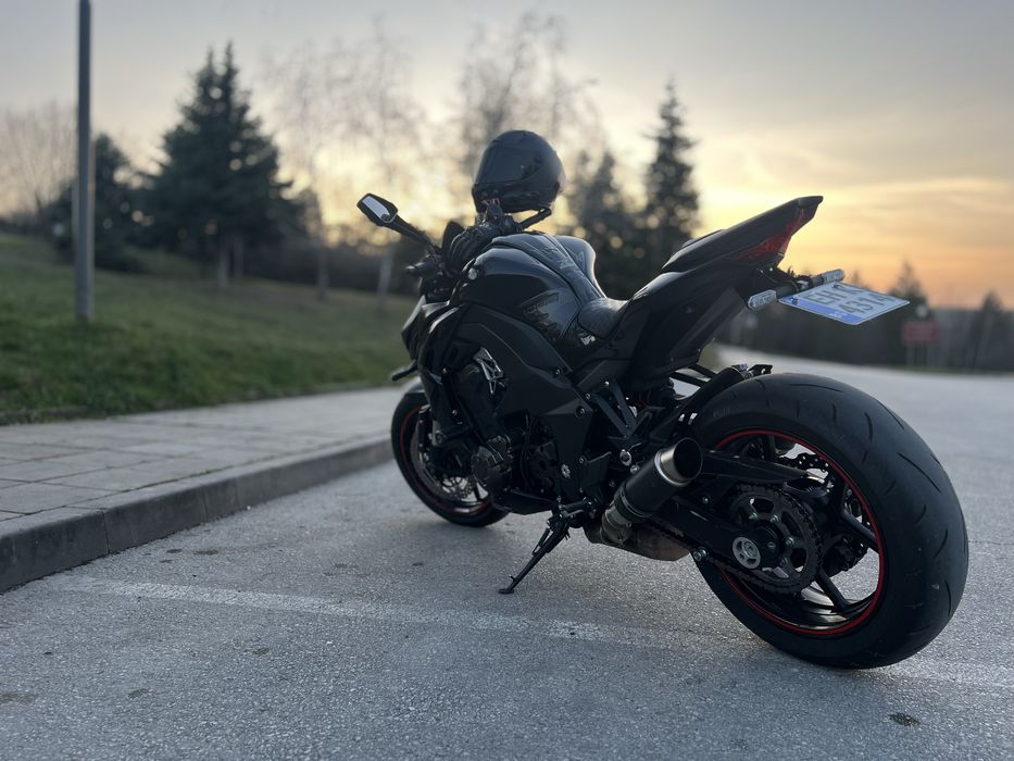 Kawasaki Z1000.