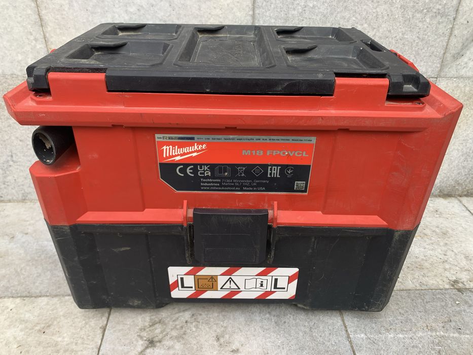 Milwaukee/ M18 FPOVCL/ акумулаторна прахосмукачка за сухо и мокро поч.