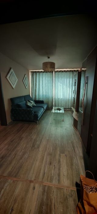 2 camere,zona Zahana