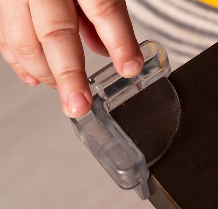 Комплект силиконови предпазители за ъгли