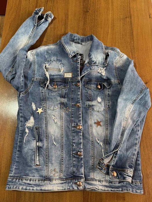 Дамско дънково яке.