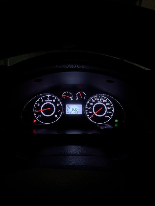 Gentra avtomat gazi bor