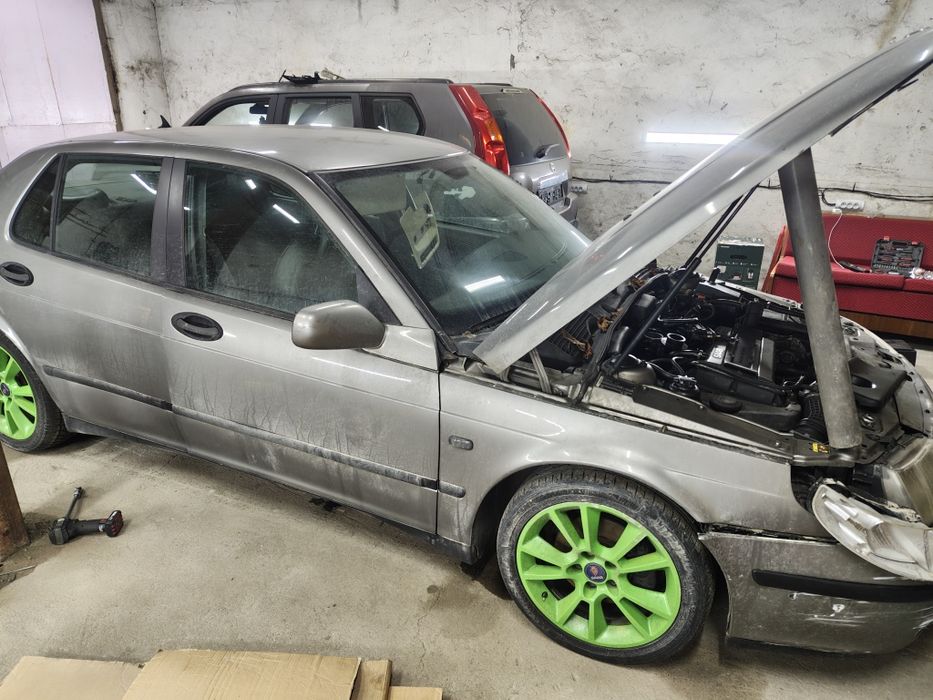 Saab 95 2.0t ръчна кутия на части