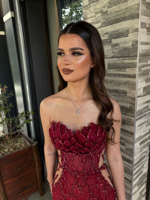 Бална рокля  (бурдо).