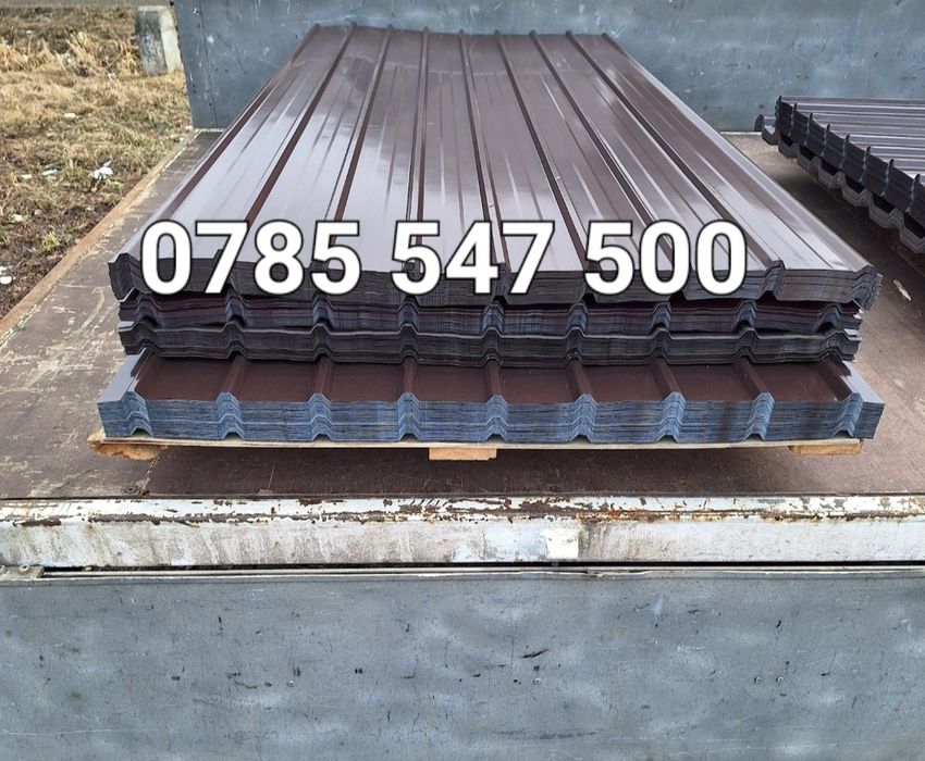 Tabla cutata maro 0.4 
Dimensiune 200/92 
Super preț doar 18 lei
NEGOC