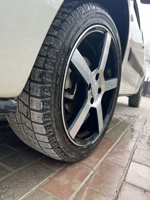 Диска Воссен оргинал р 17 покришка 215.45 р17