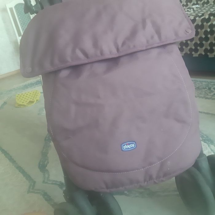 Продам коляску  фирма чико