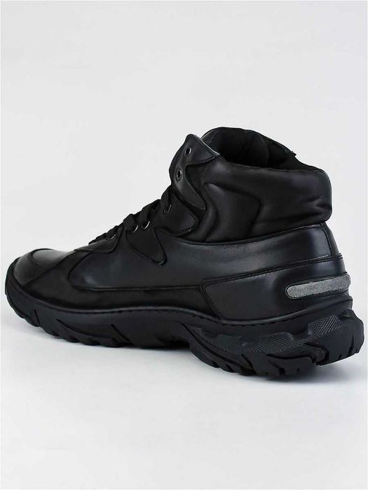 Кроссовки большого размера