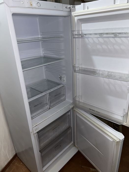 Холодильник сатылады