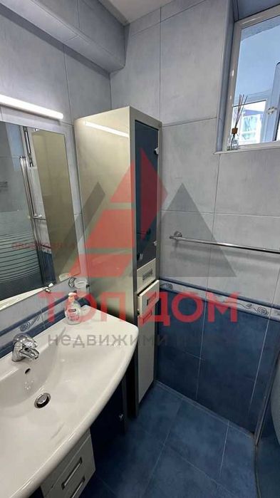 Дава се под наем Тристаен апартамент в Варна, Спортна зала - 70 кв.м за 612 € - Снимка #2