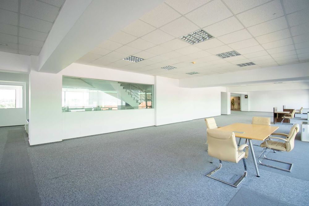 Birou  Otopeni, suprafete intre  50-200mp ,Vis-a-vis de Aeroport