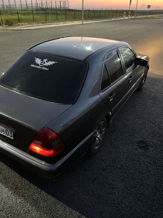 Продам мерседес w202
