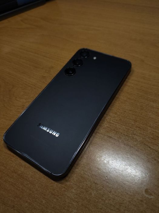 Samsung Galaxy s23 256гб