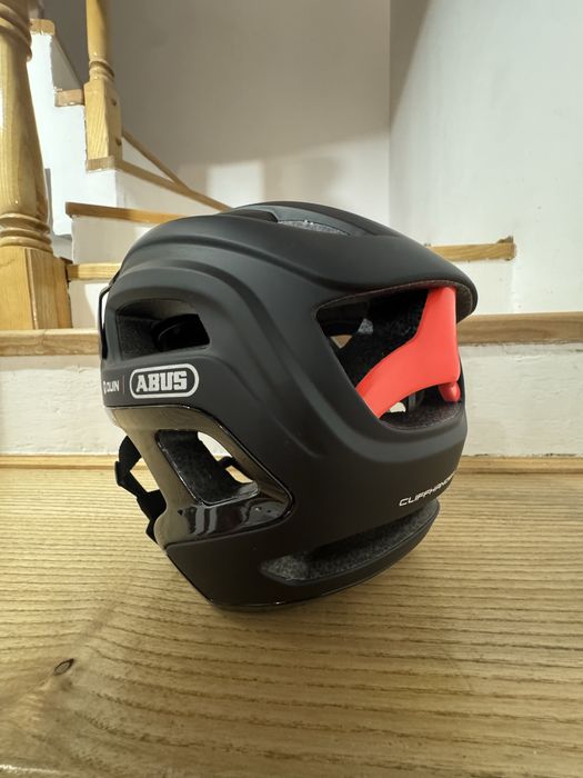 Casca MTB Abus CliffHanger MIPS. Nu fox, leatt, yt capra, canyon, specialized sau santa cruz