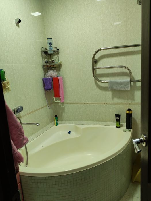 Продаю 1/1/4 Чиланзар 21. С ремонтом. Цена: 51000 уе