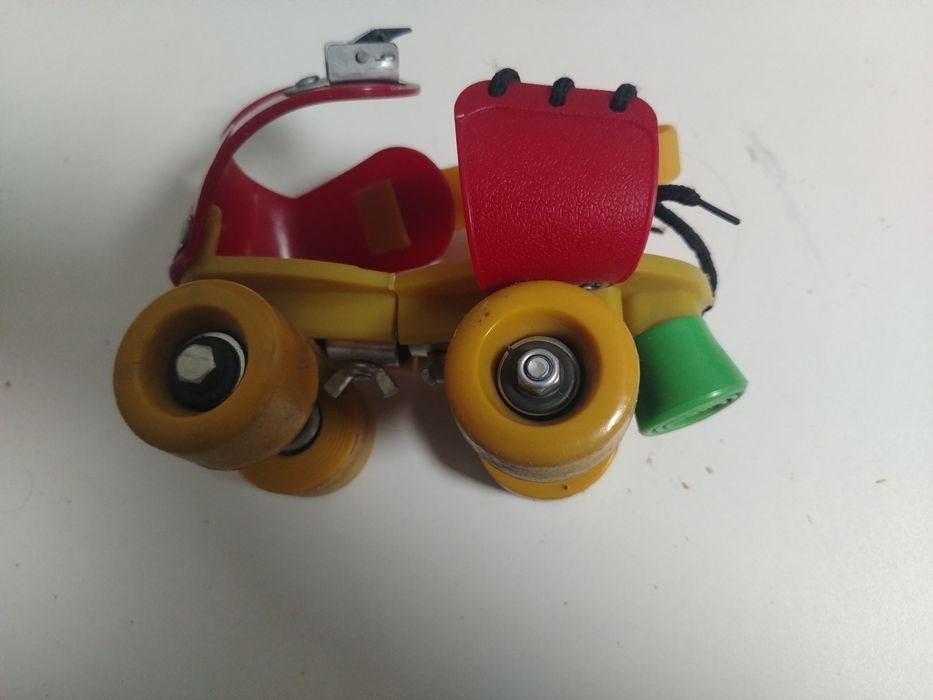 Детские   роликовые коньки