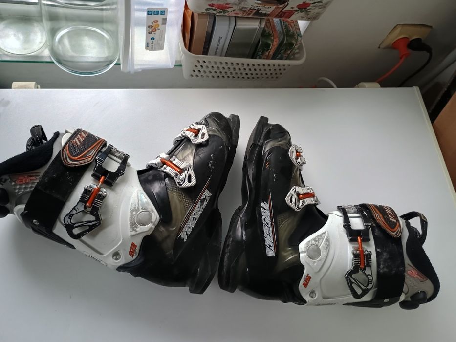 Clapari schi second 43