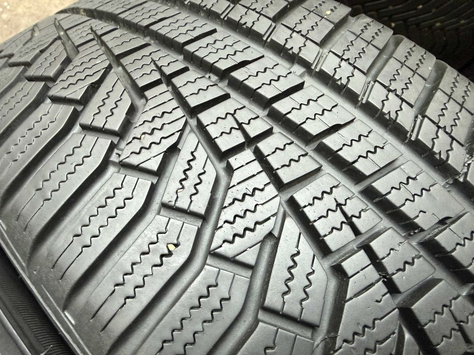 2x Anvelope Iarna 205/55 r17 - Hankook Winter I Cept Evo 2 MO