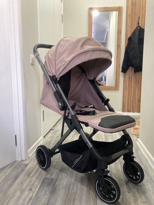 Продам коляску детскую