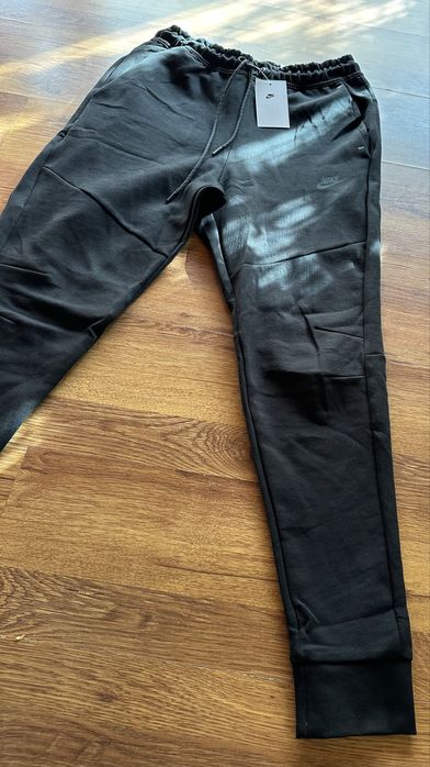 Мъжко,памучно,черно долнище Nike с активен,заден джоб