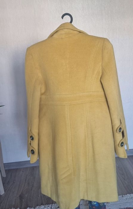 Продам осеннее пальто