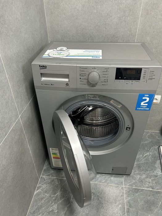 Продам стиральную машинку
