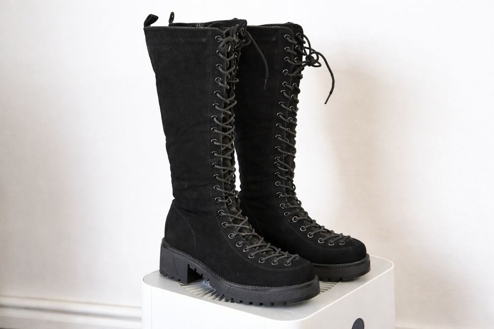 Cizme damă negre cu șiret, până la genunchi – mărime 36