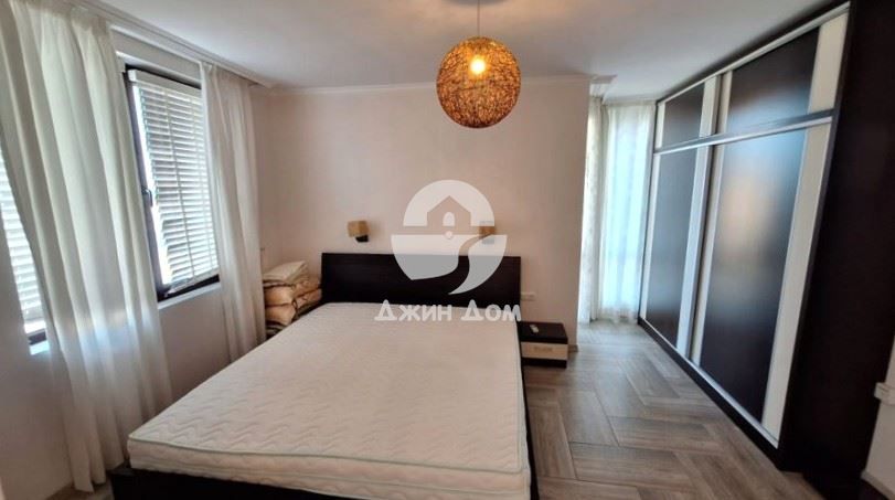 Двуетажна къща с ГЛЕДКА МОРЕ в м-т Буджака, гр. Созопол