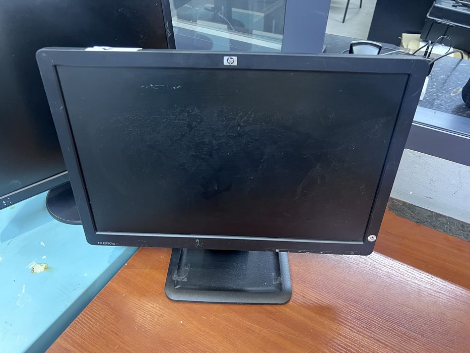 Мониторы 18,5 дюймов