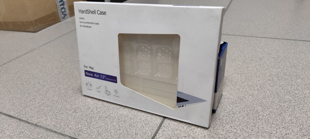 Продам защитный чехол для MacBook Air13