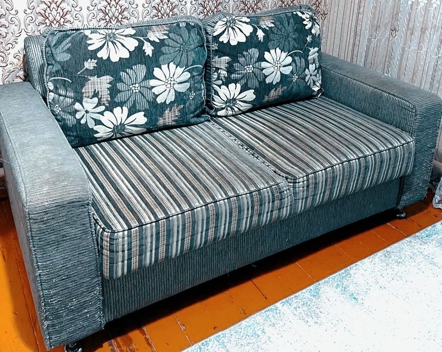 Продам Диван Б/У из Армады
