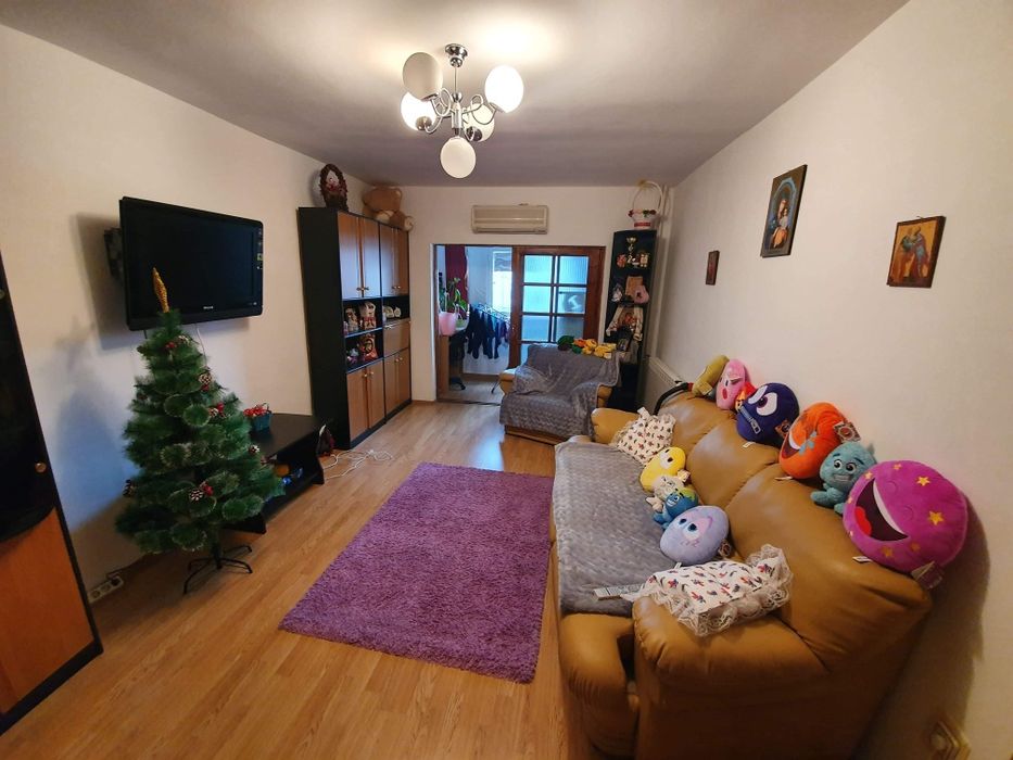 Inchiriez Apartament 2 camere, E3