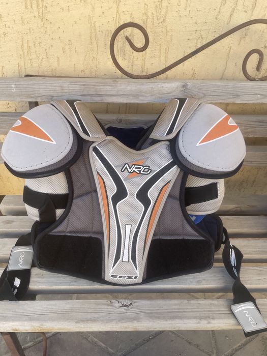 Хоккейная экипировка, комплект