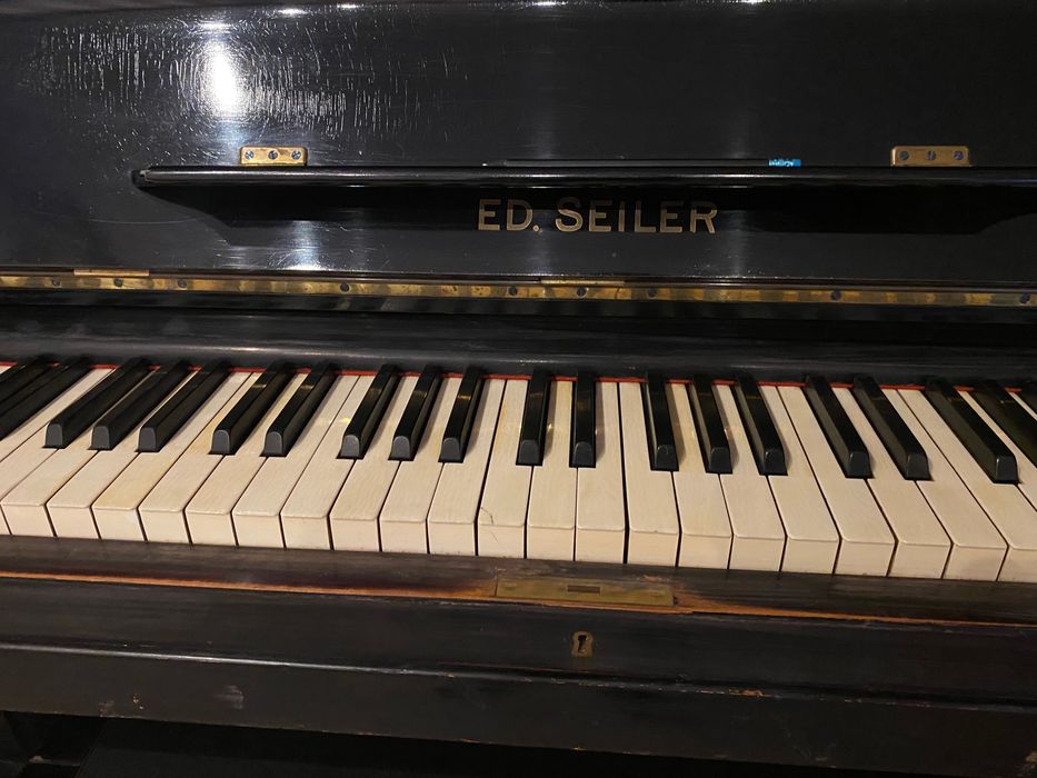 Концертно Немско пиано Ed Seiler 1942 година