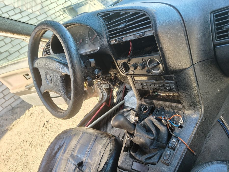 Бмв е36 на разбор