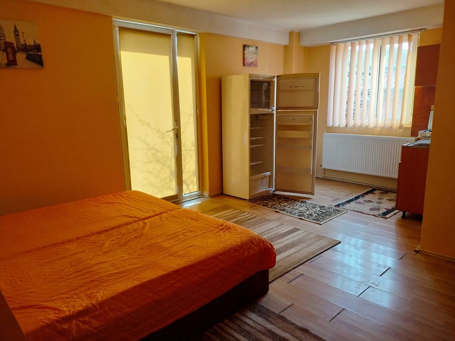 Închiriez garsonieră zona Bularga Granit Iasi