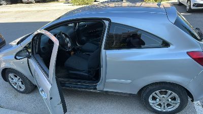 Продавам опел корса д