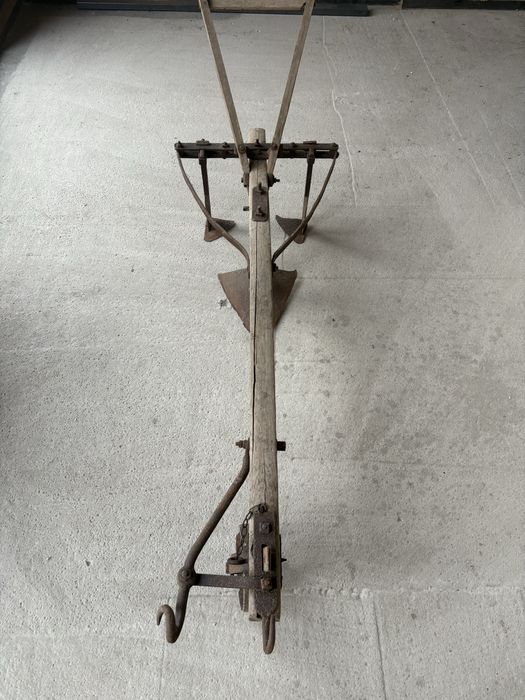 Vand PRASITOARE veche pentru cei pasionati de obiecte traditionale